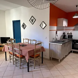 Appartement En Plein Centre Historique, Arles