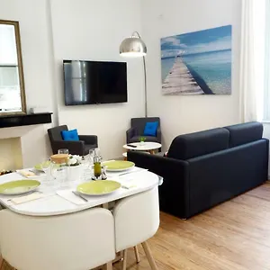Apartment Holiday - Le Studio Chic, Arles